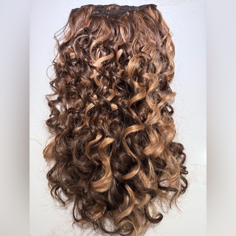 HAIR, Qty 4, 18” Curly Clip in Extensions, Brown/Carmel